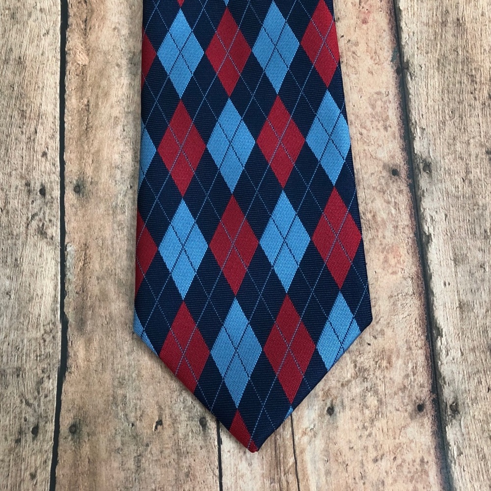 IZOD Men’s Tie Diamond Blue and Red Design